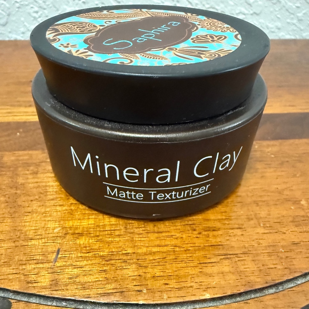 Saphira Mineral‎ Clay Matte Texturized, 70ml, New, Creates Definition